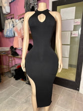 Doing My Thang Keyhole Midi Dress - Black