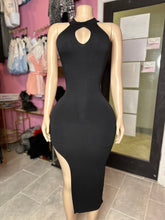 Doing My Thang Keyhole Midi Dress - Black