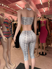 Slither Chic Capri Set – Ash Gray Snakeskin