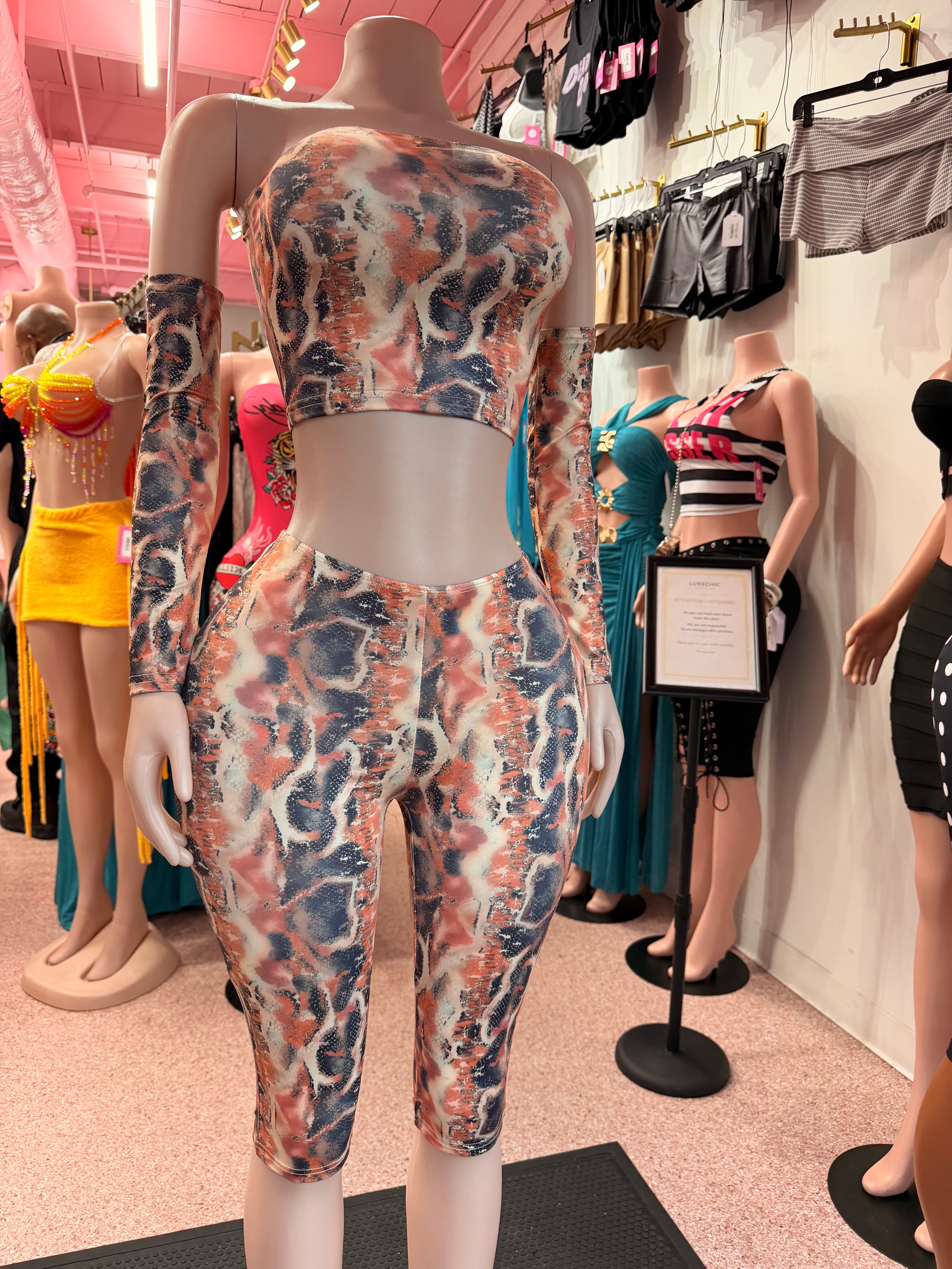 Animal Instinct Capri Set- Rust Multi🐆