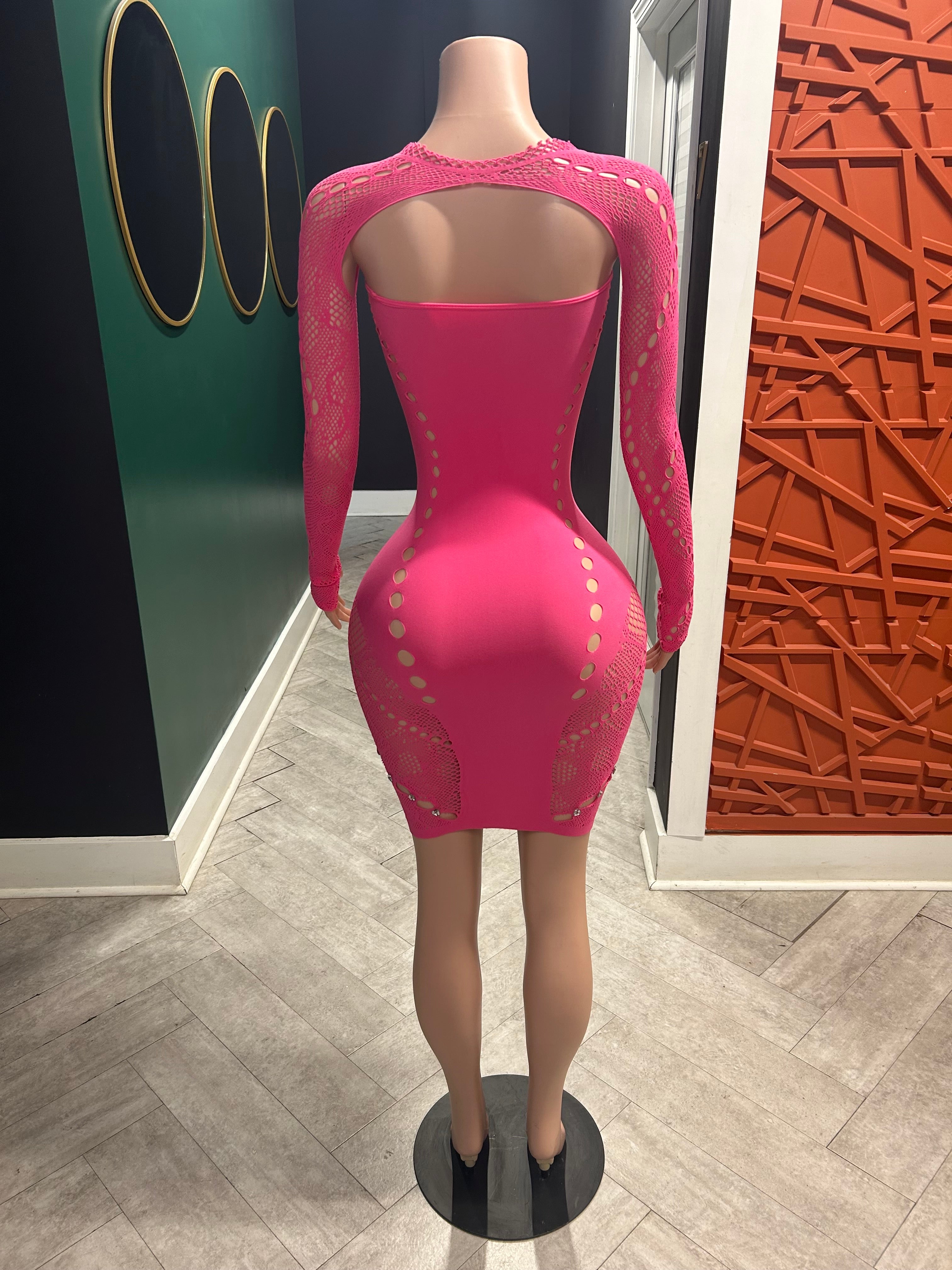 Sweet kisses Poster Girl Dress-Pink – Luxechic Couture