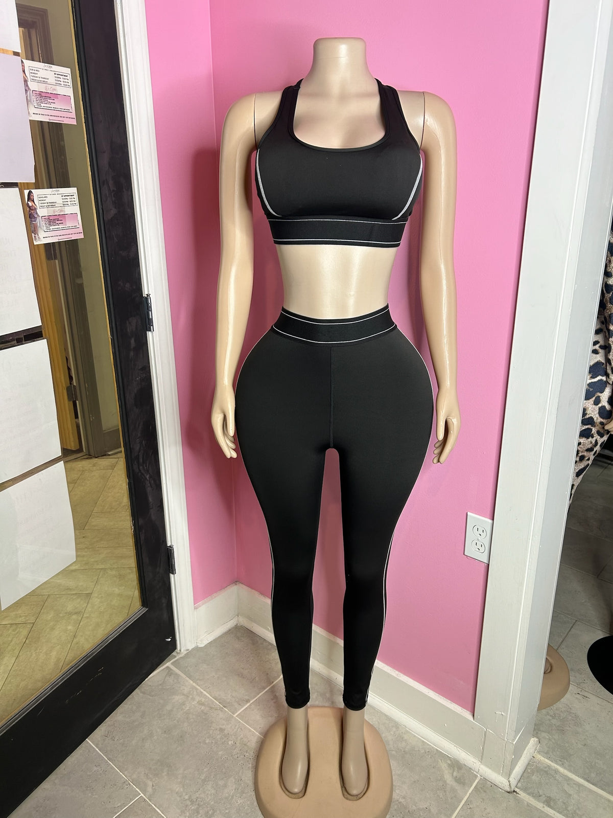 ☆alo black legging☆ ALO Softsculpt High-Waist 7/8 Bootcut Legging - Black | ALO