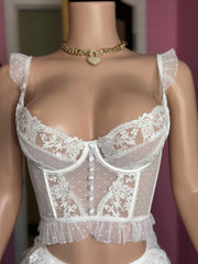 I’m All That Ruffle Lace Shorts Set- White