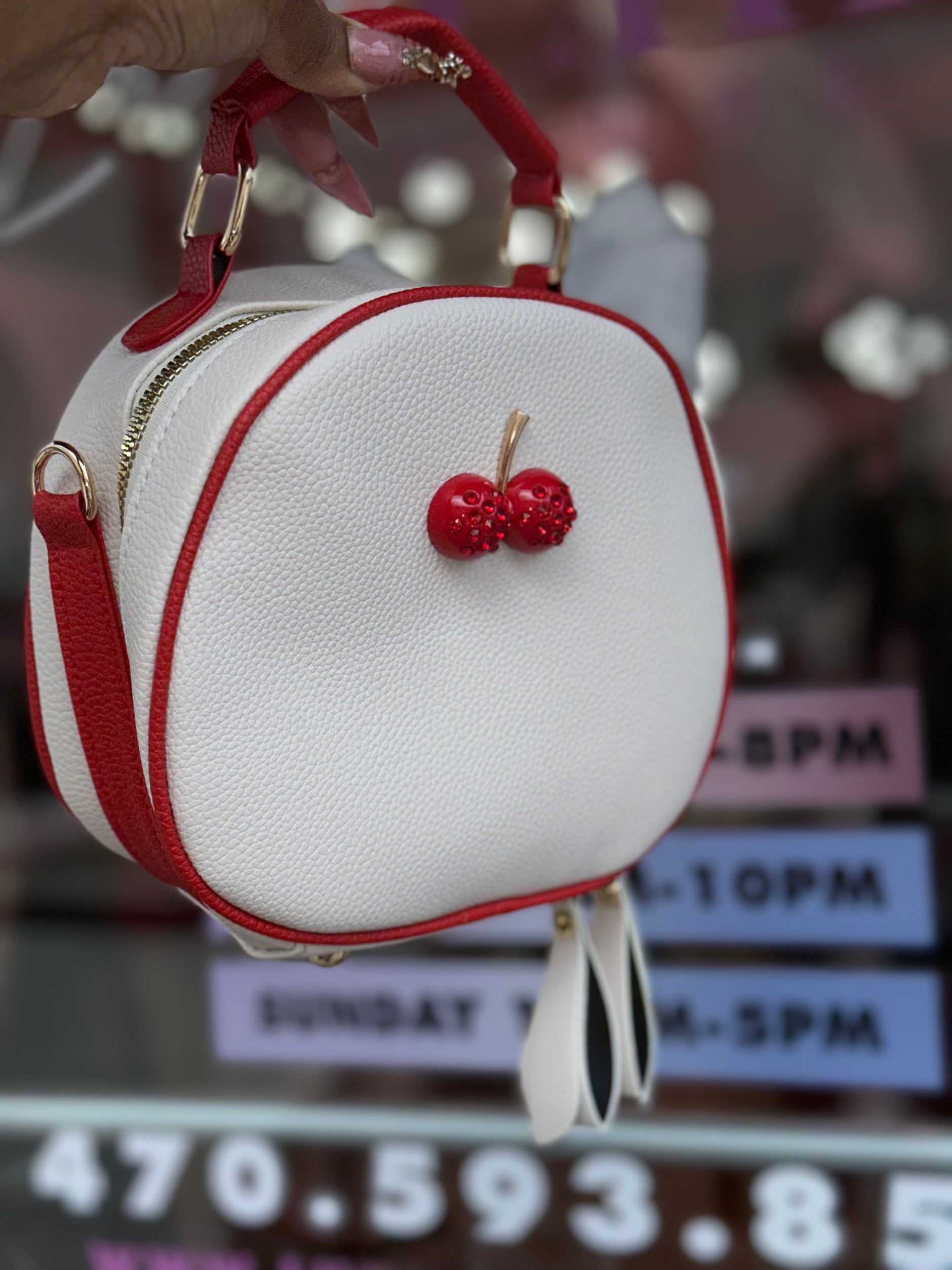 minive ハグバッグ　チェリー cherry ストラップ付き Cherry Bag- Red – Luxechic Couture