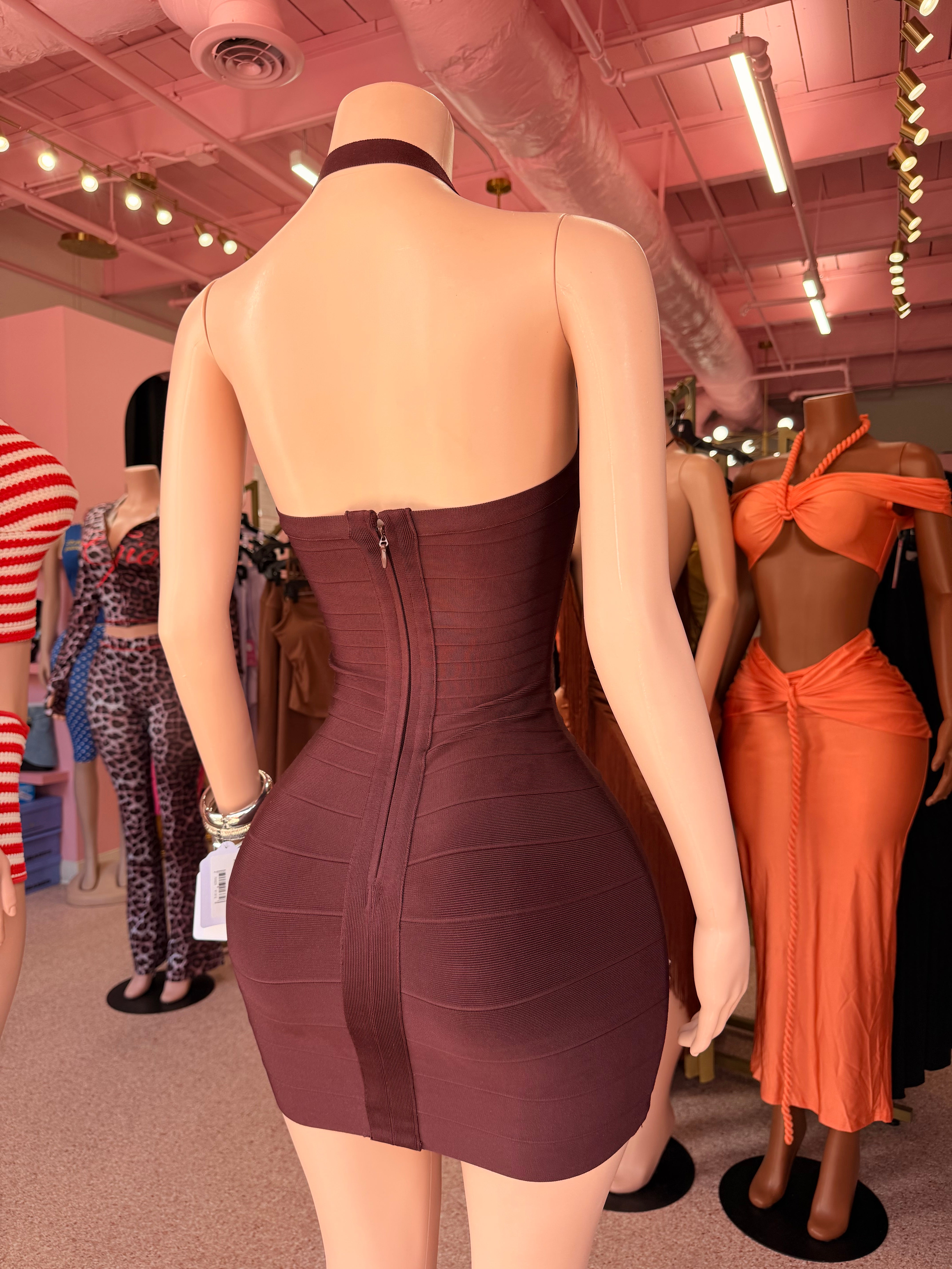 (Pre-Order 8 Business Days Then Ship) 
Body On Lock Bandage Mini Dress- Wine