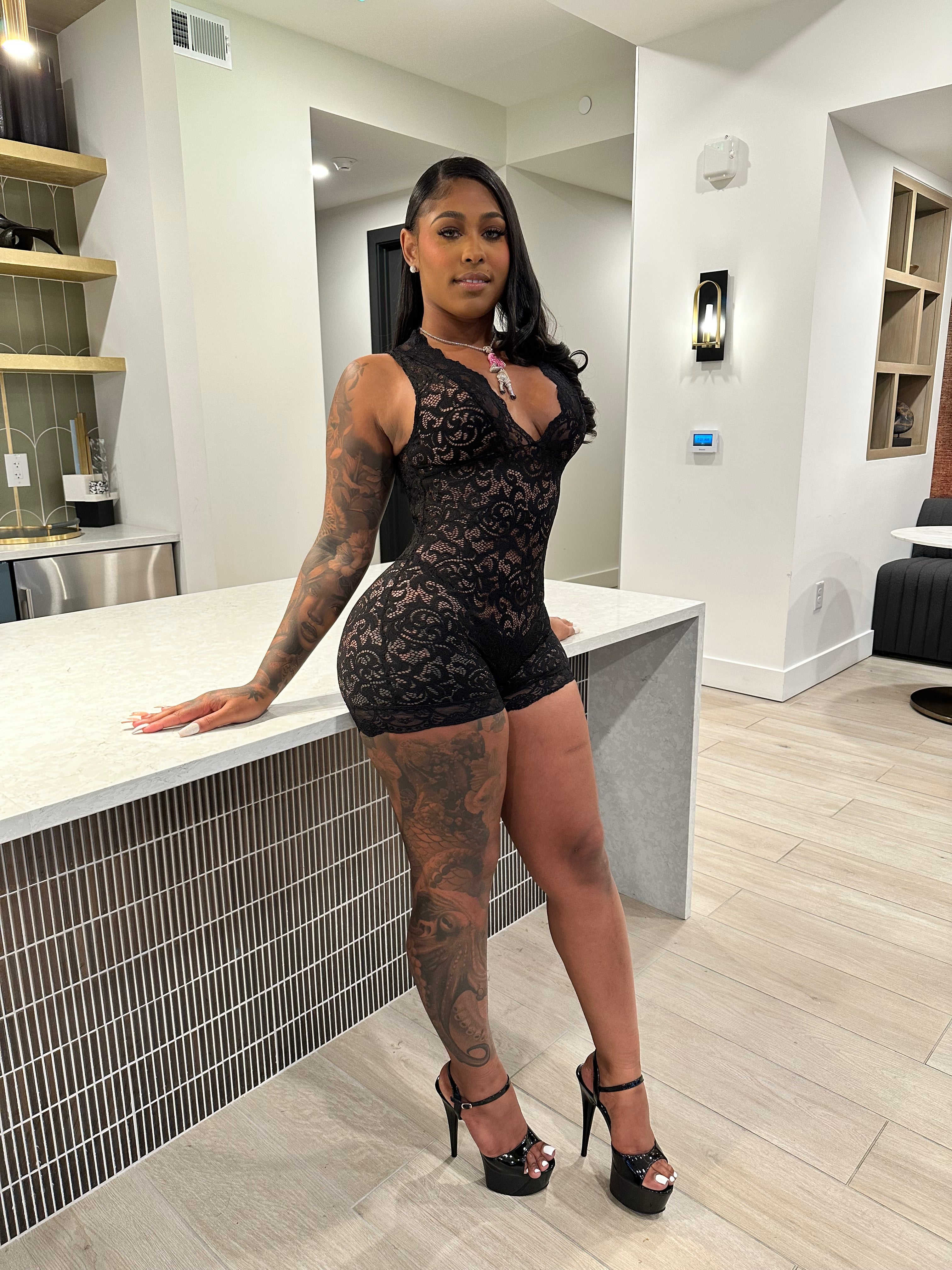 Unruly Desire Lace Romper – Black