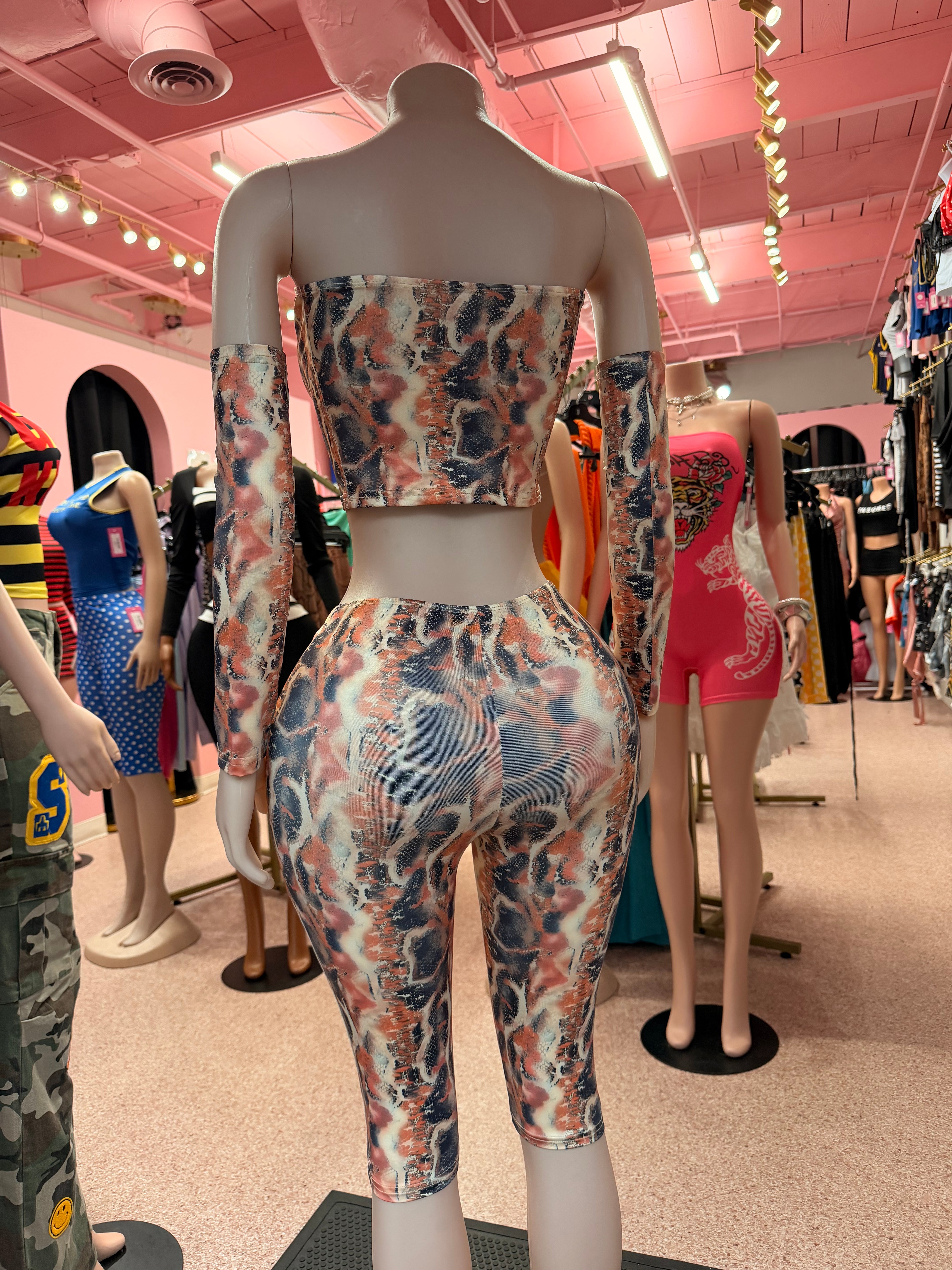 Animal Instinct Capri Set- Rust Multi🐆