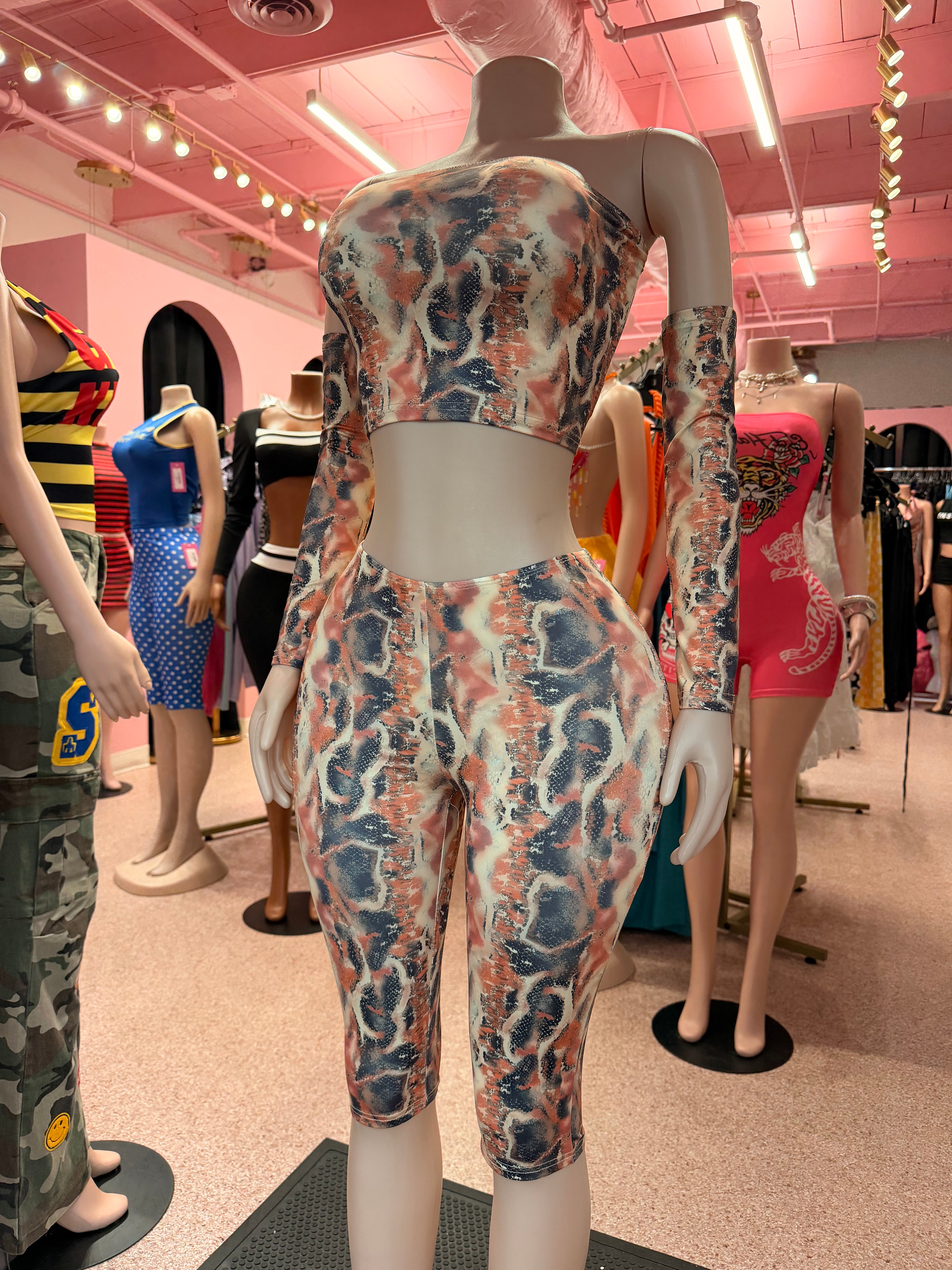 Animal Instinct Capri Set- Rust Multi🐆