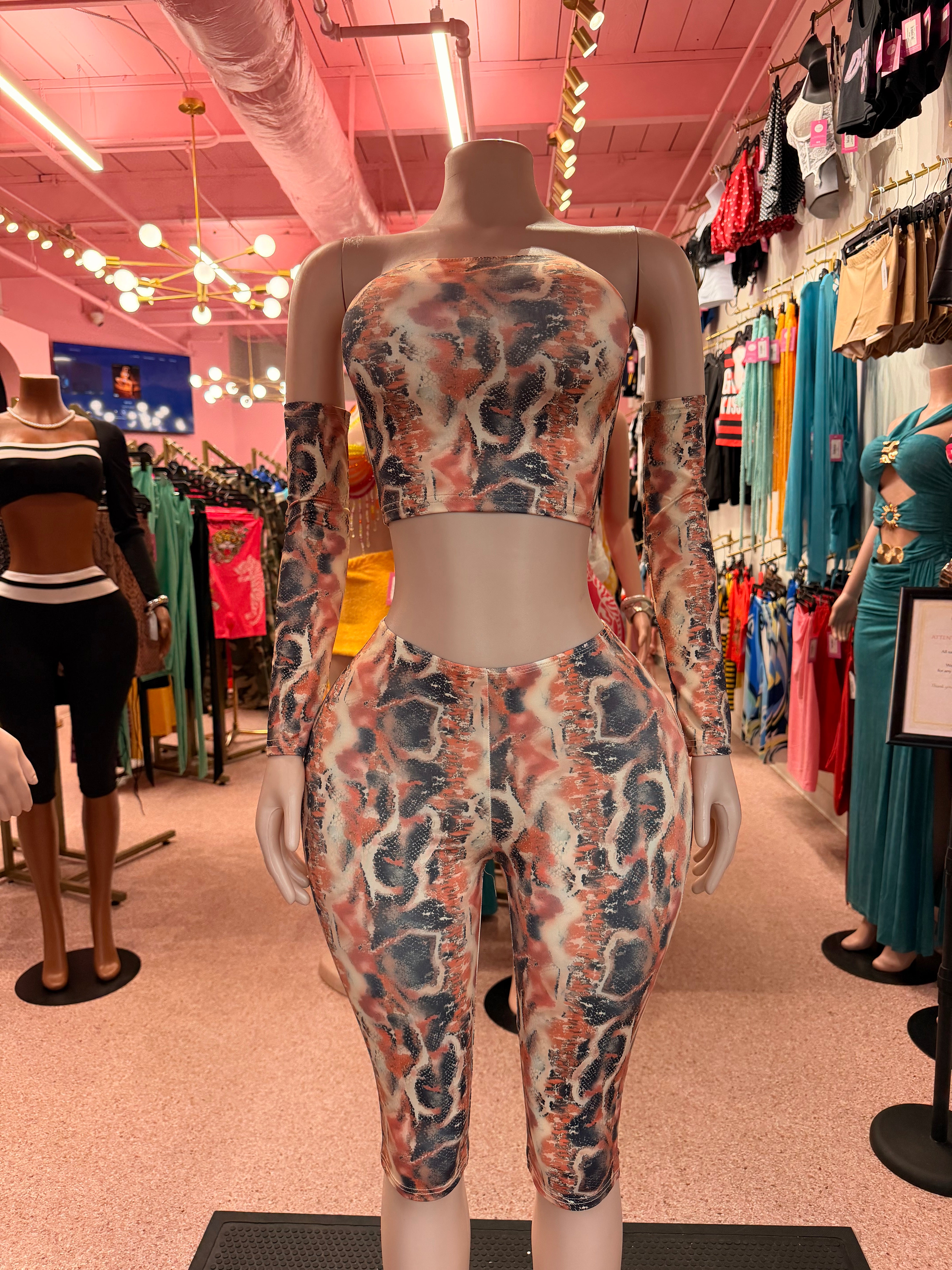 Animal Instinct Capri Set- Rust Multi🐆