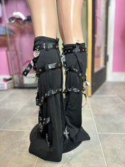 (Pre-Order 12-15 days then ship) 
Gothic Boot Covers- Black