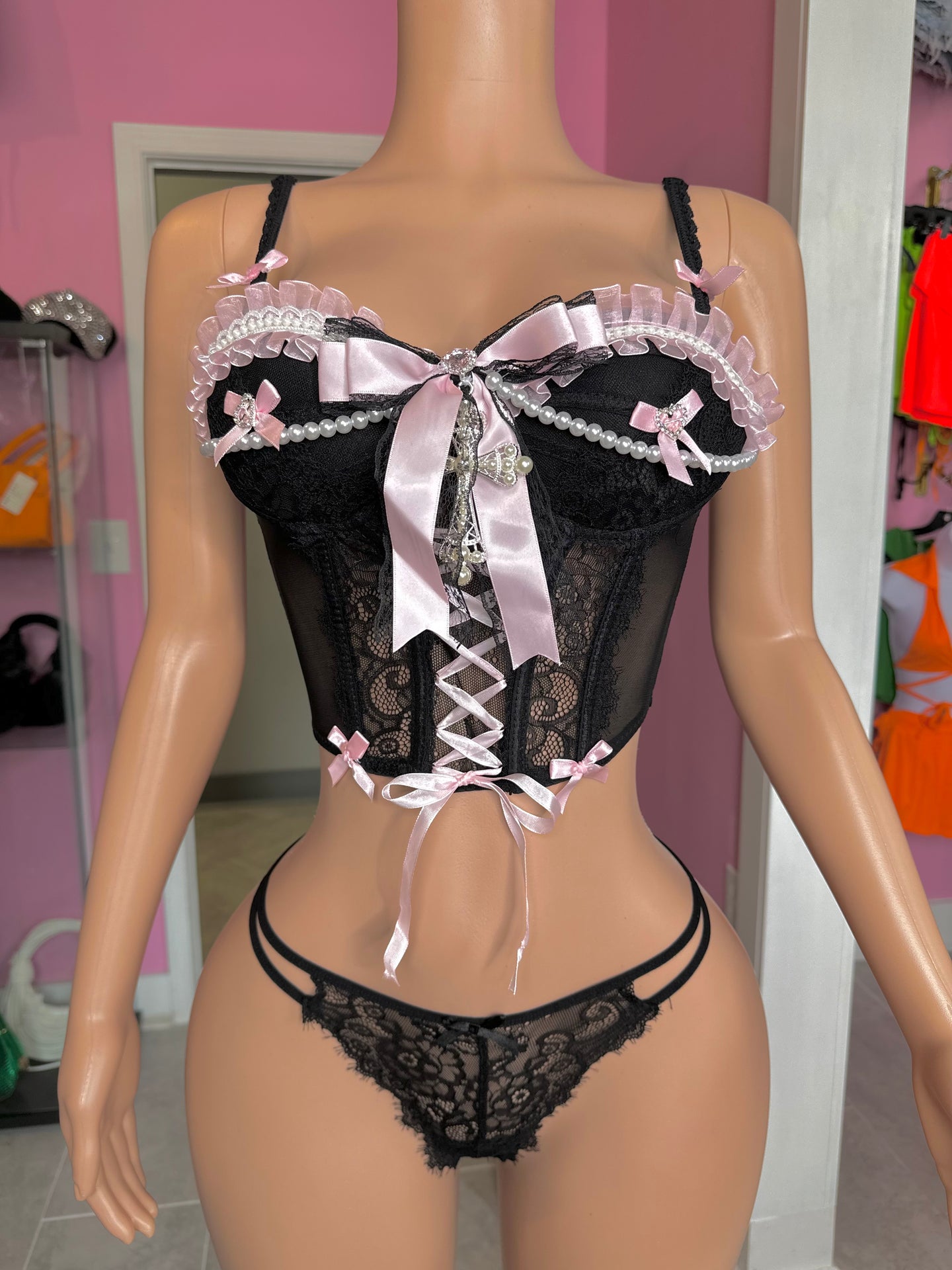 *Pre-Order* (10-15 days then ship) Pure Night Lace Corset Set- Black/Pink