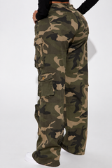 Multi Cargo Pocket Camo Pants – Green Camo