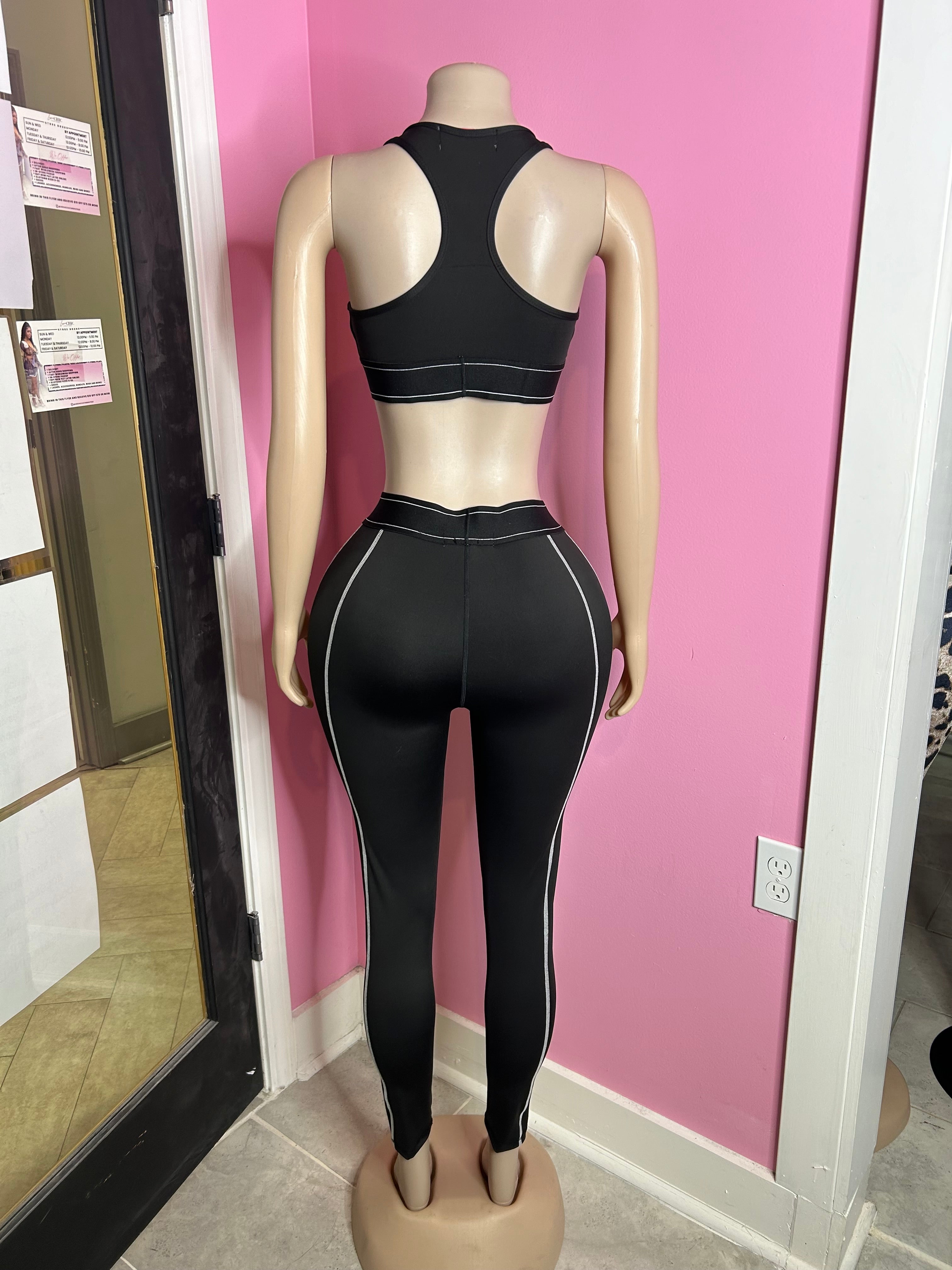 Alo Legging Set- Black-Call For Pics – Luxechic Couture