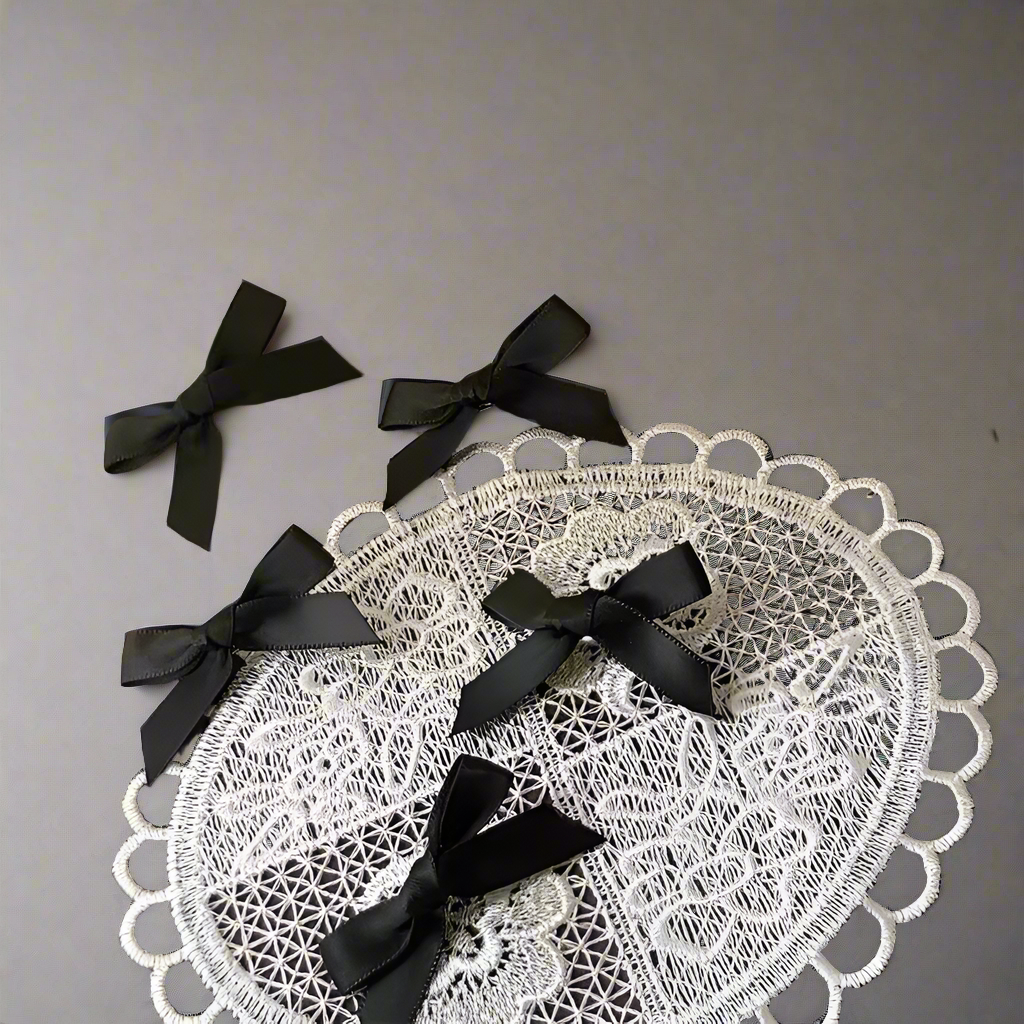 Small Bow Hair Clip- Black