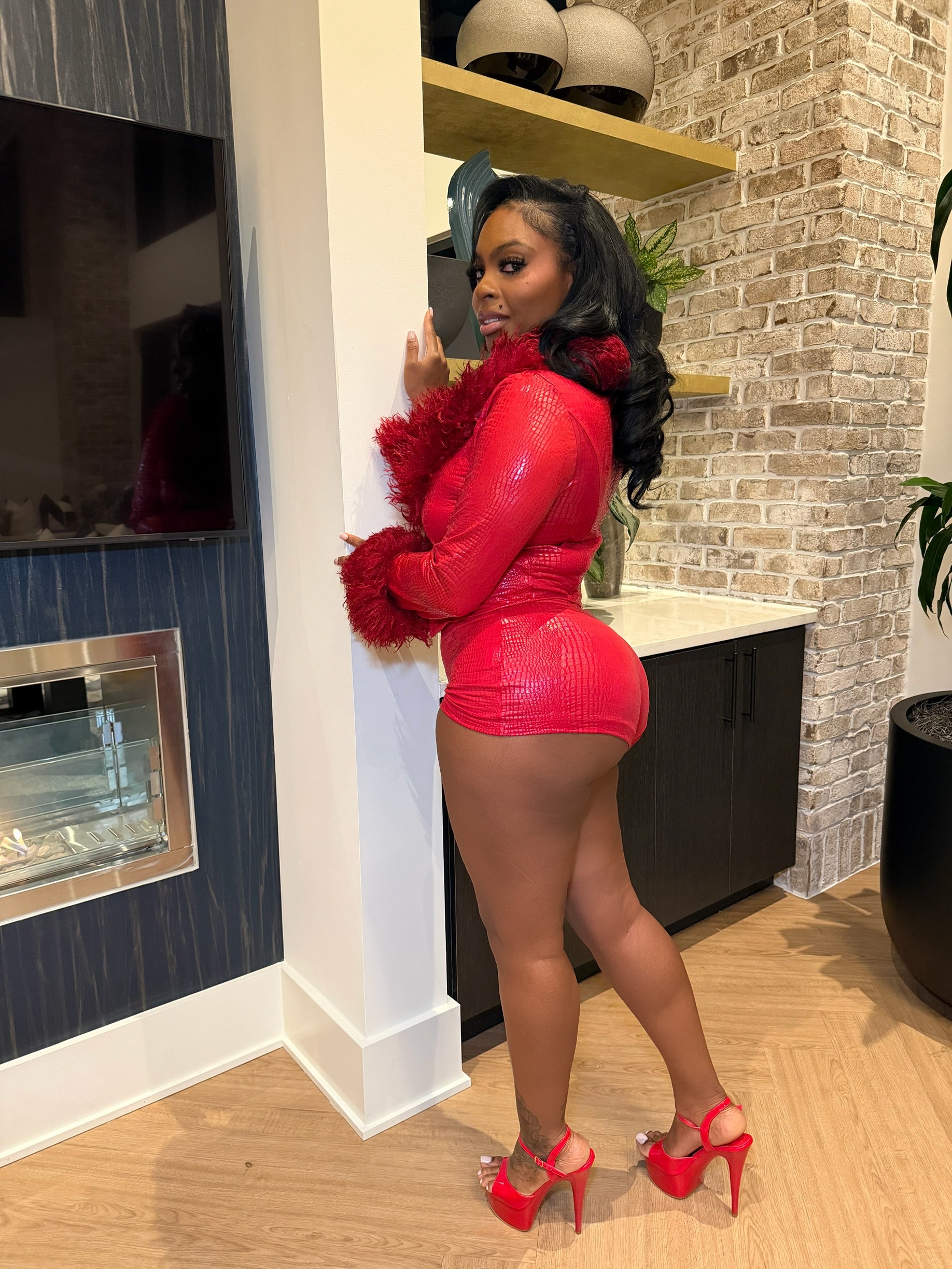 Private Jet Pressure Fur Set- Red