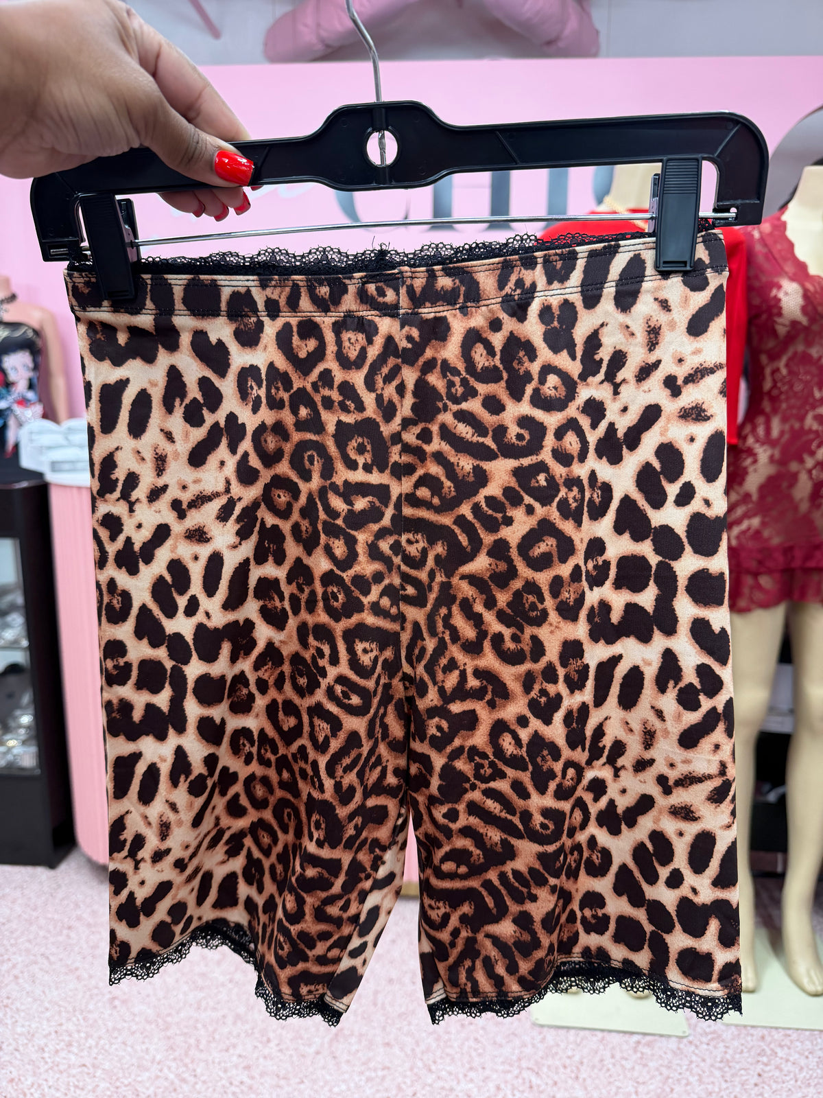 Catwalk Crush Capri – Leopard