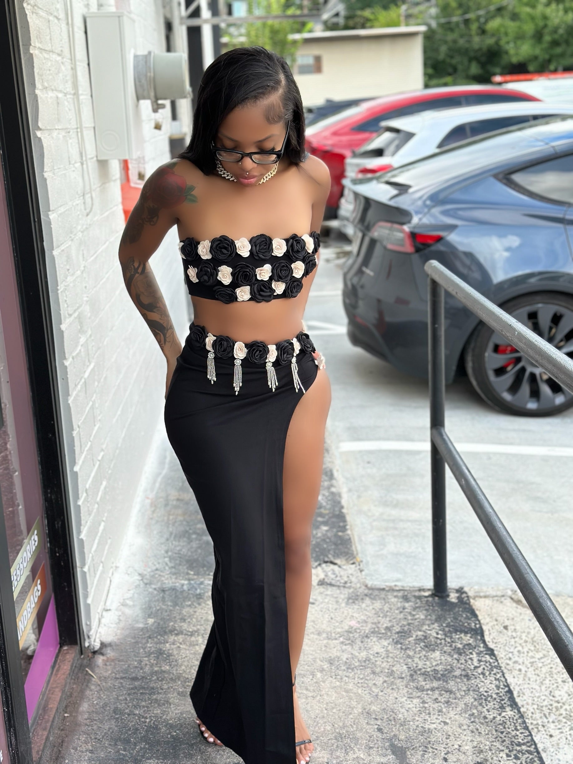 Amelia 3D Floral Embellished Crop Top & High-Waisted Side-Slit Maxi Skirt Set- Black