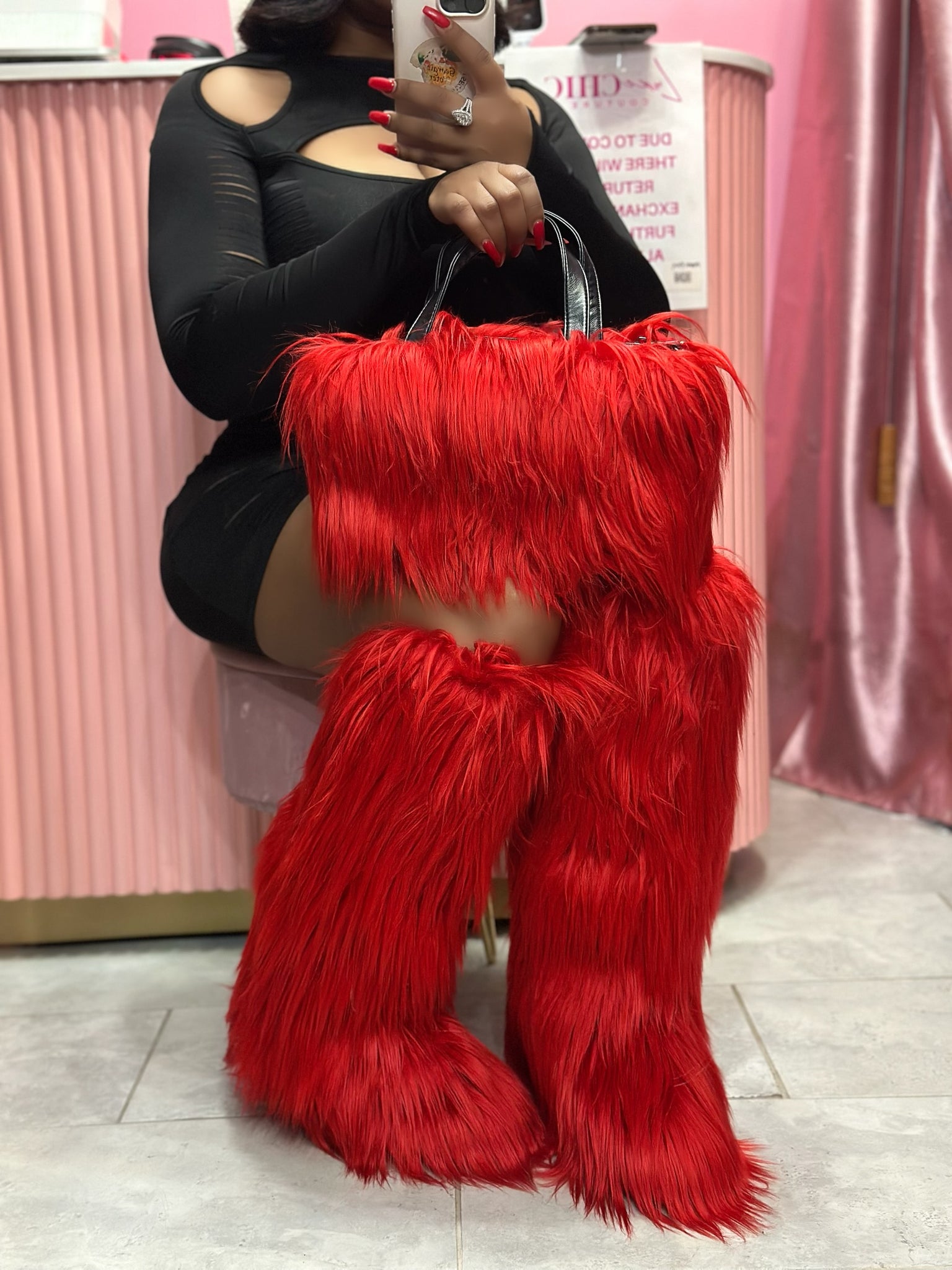 Chic Faux Fur Knee-High Boot Handbag Set- Red – Luxechic Couture