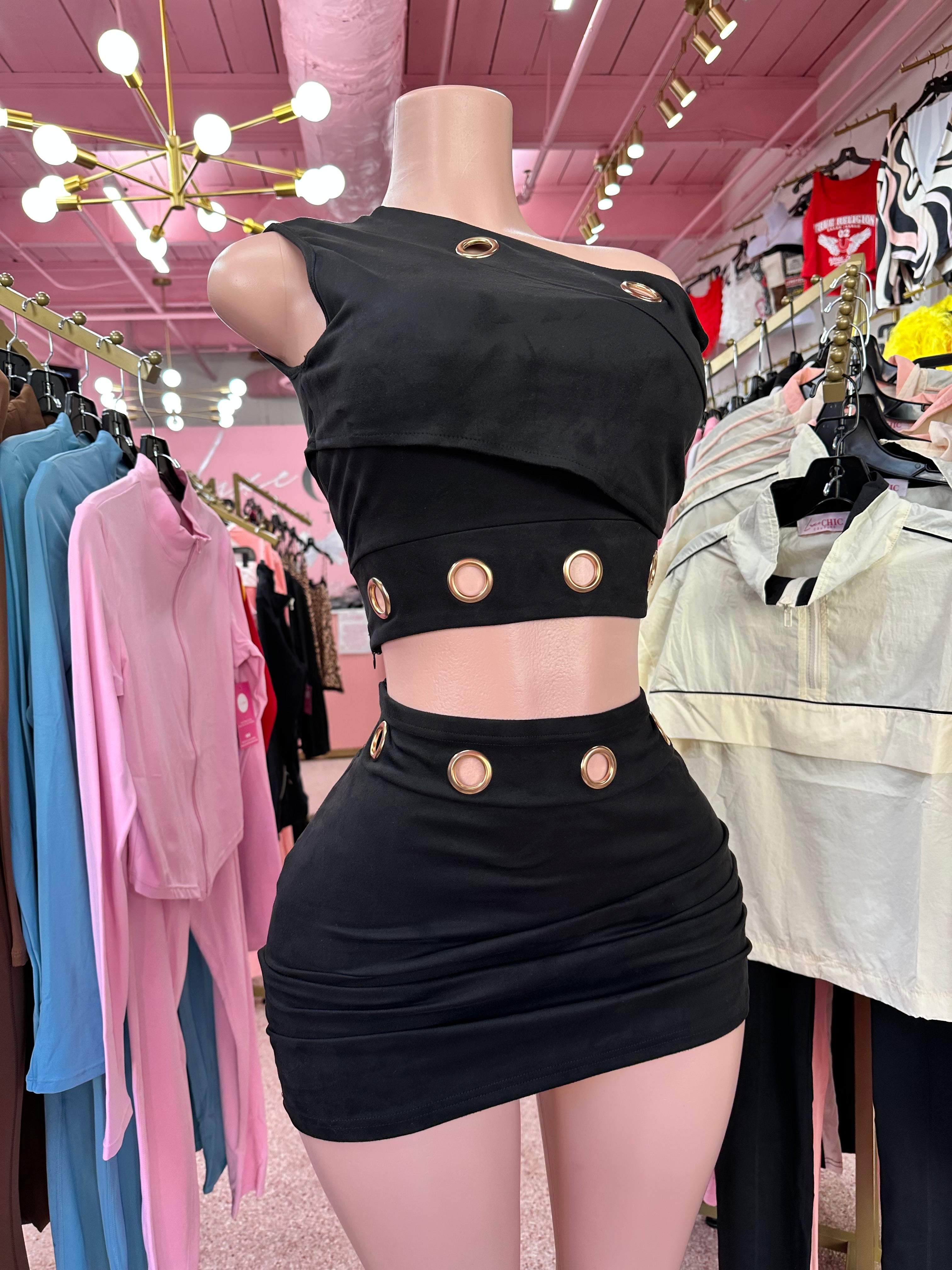 Stay Bold Grommet Velvet 2-Piece Set- Black