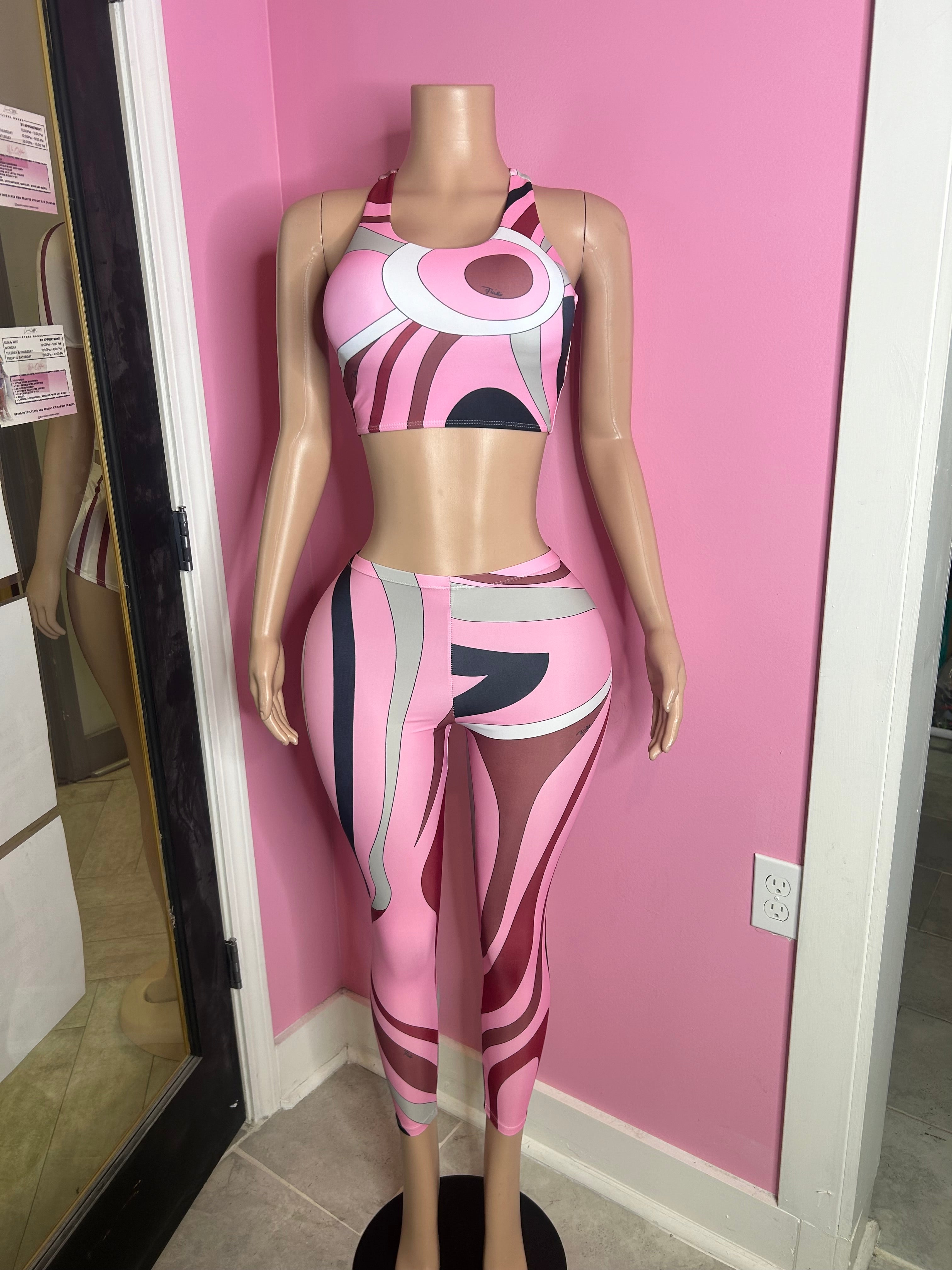 (Pre-Order 8 business Days) 
P Inspired Wear Legging Set- Various Colors
