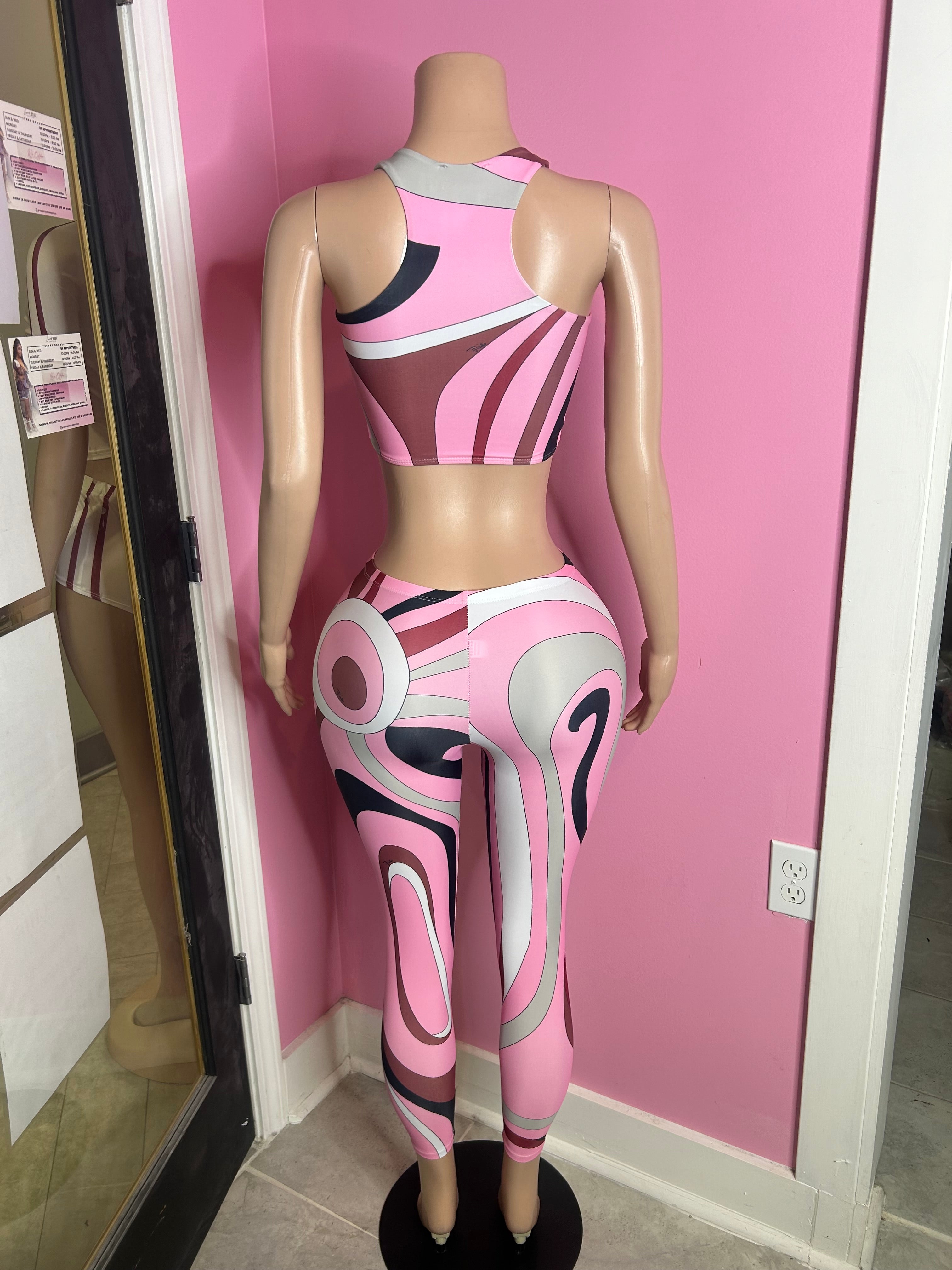 (Pre-Order 8 business Days) 
P Inspired Wear Legging Set- Various Colors