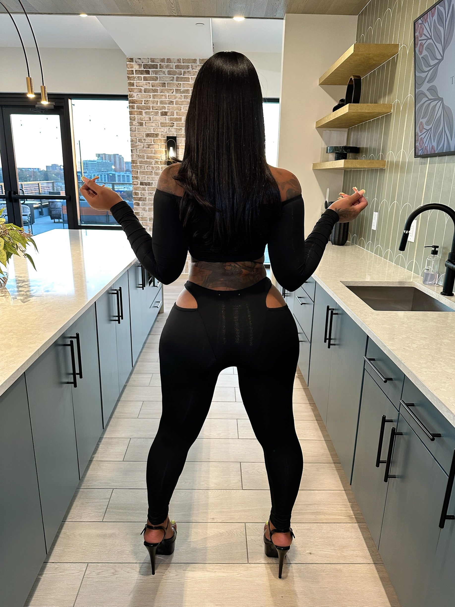 Vixen Exposure Cutout Set- Black