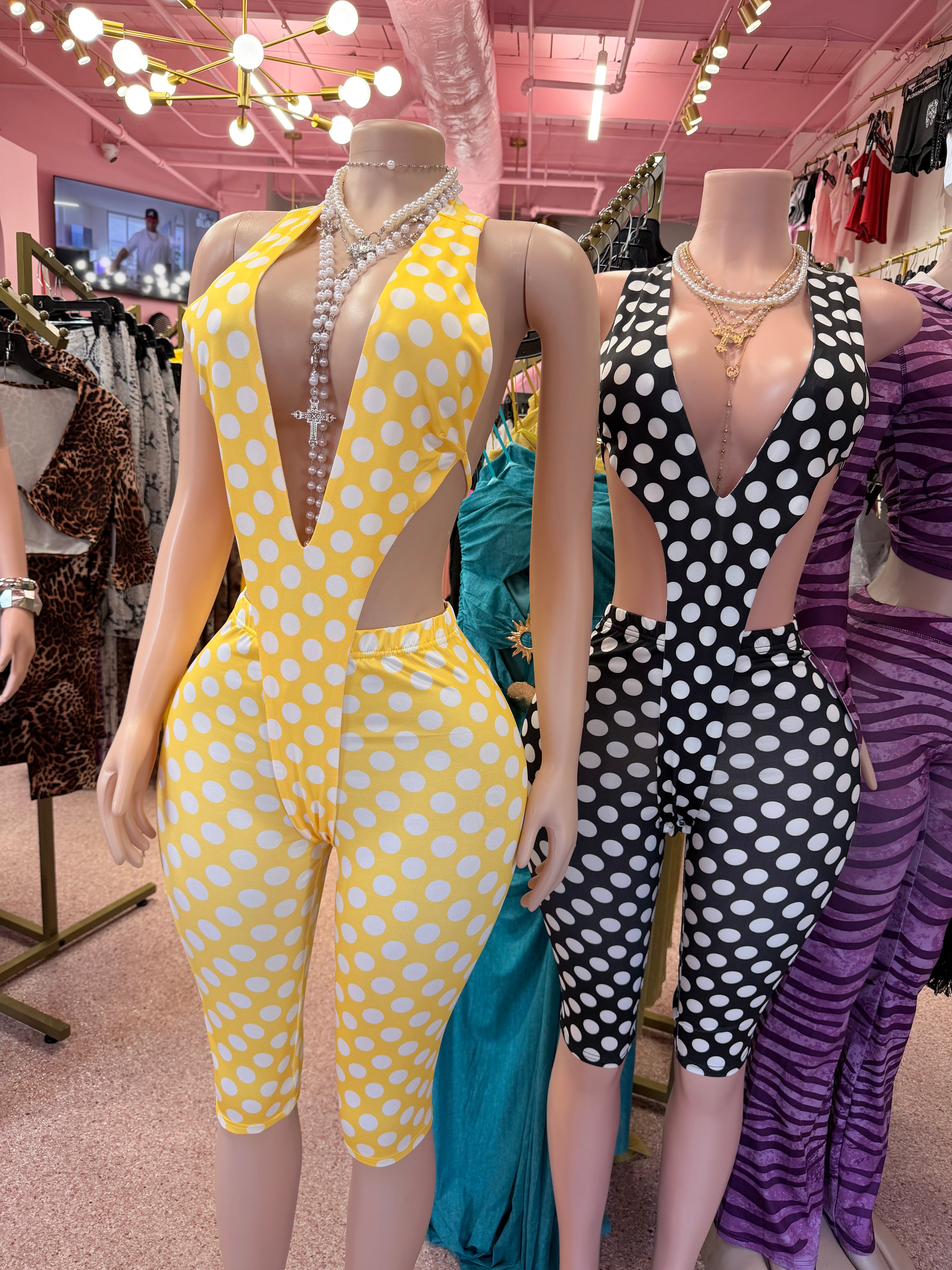Seeing Spots Capri Set🔥⚫🟡