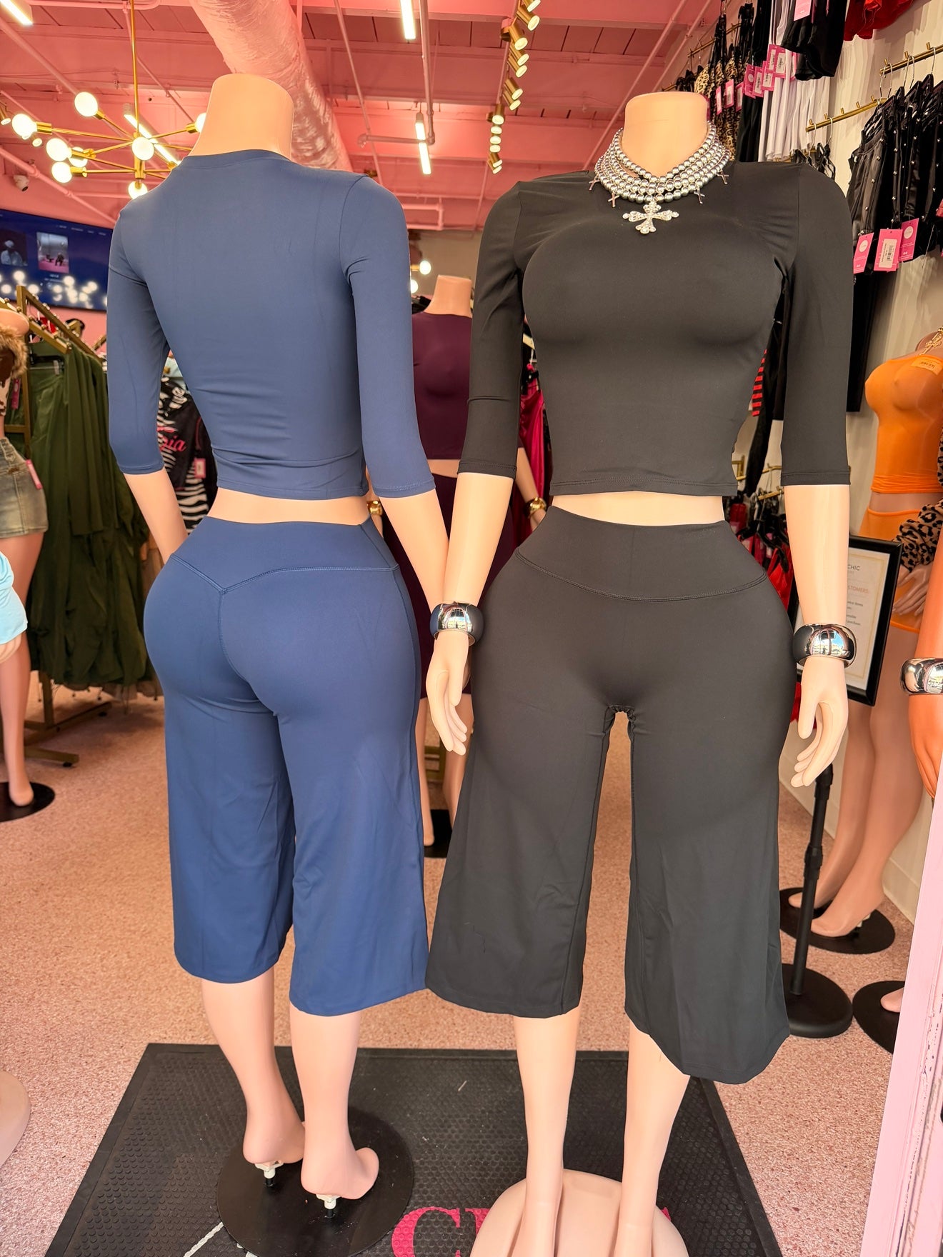 Casually Expensive Gaucho Set – Black / Navy