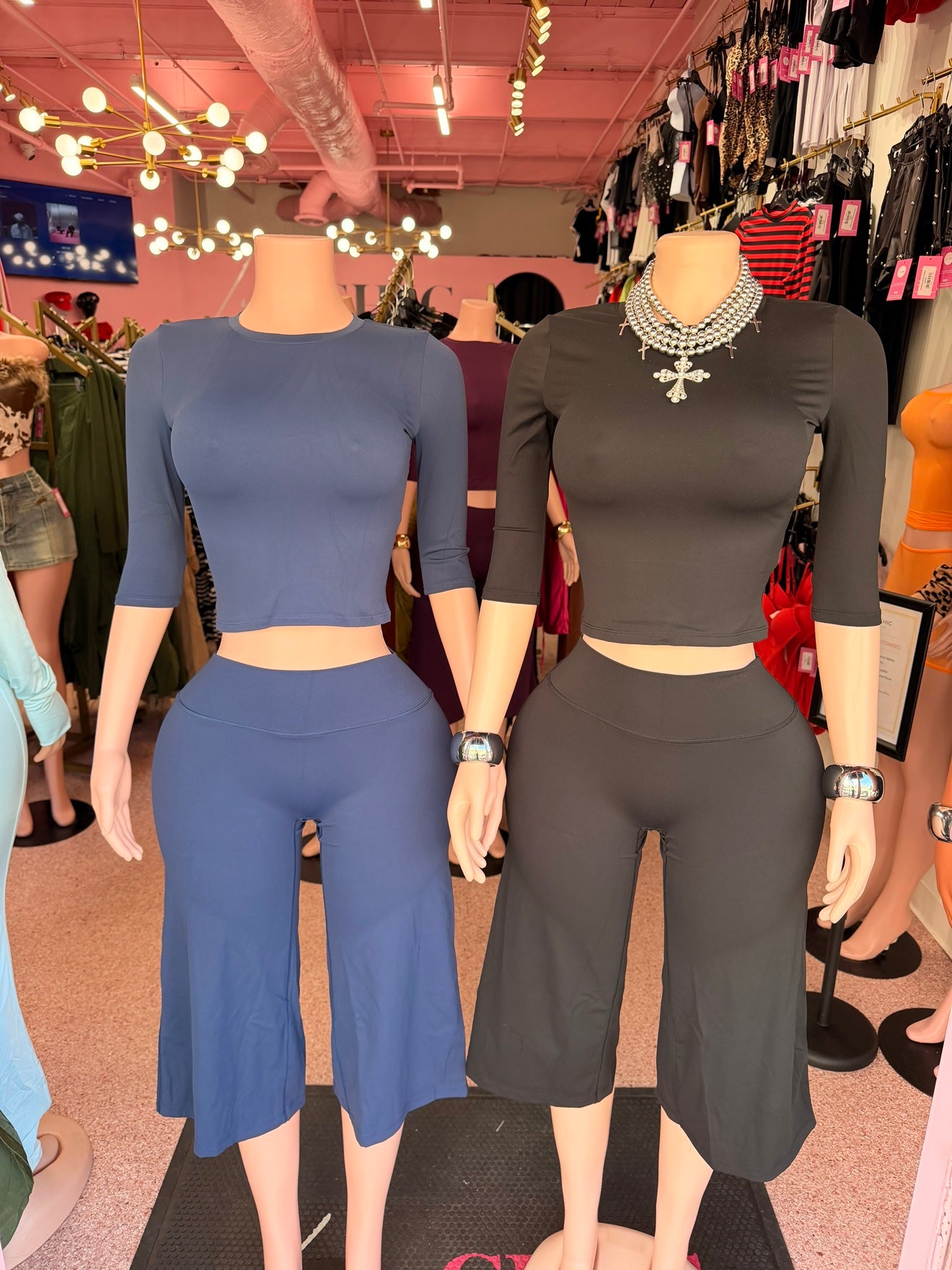 Casually Expensive Gaucho Set – Black / Navy