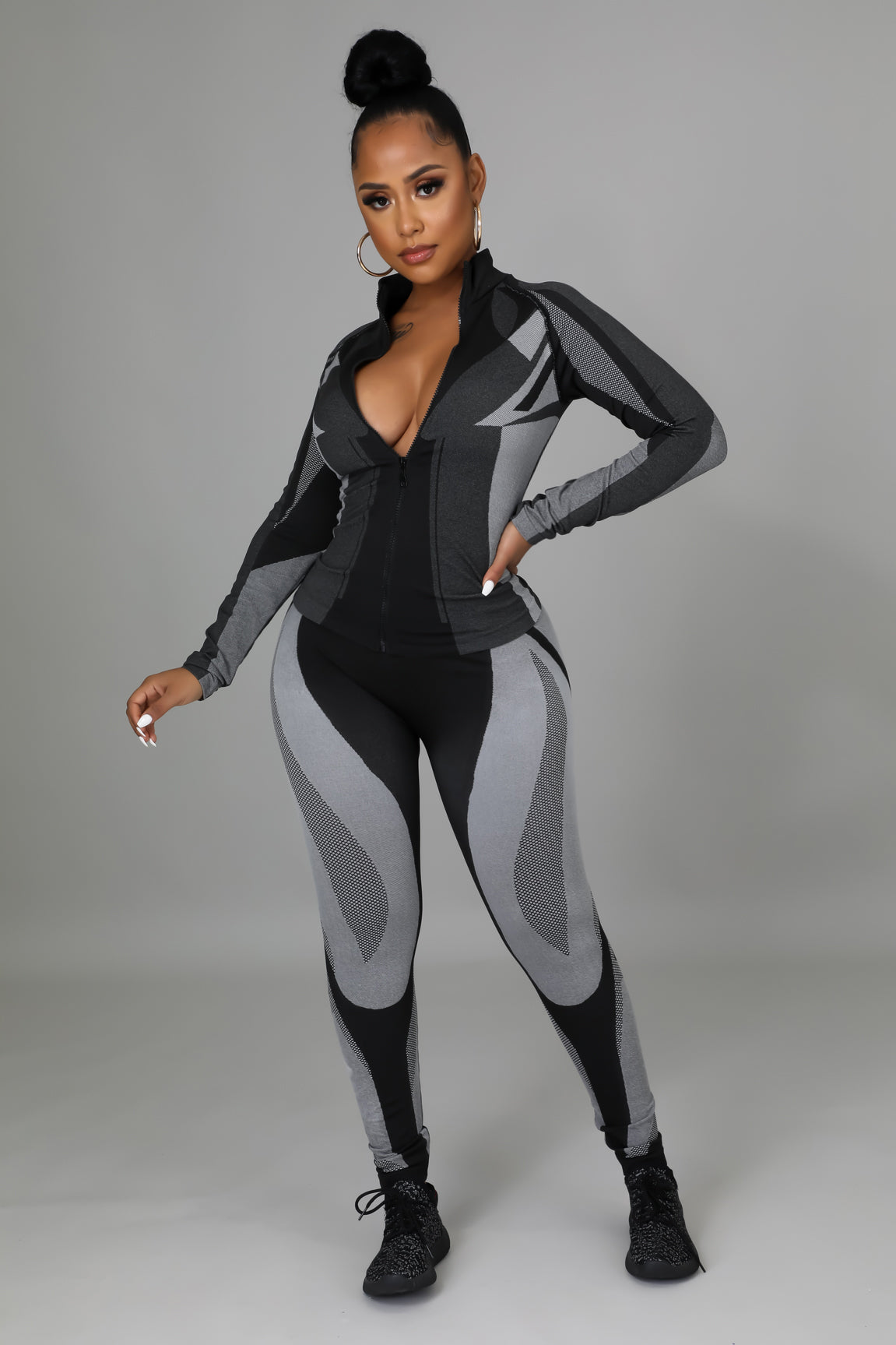 Running Around The City Legging Set- Black/Gray