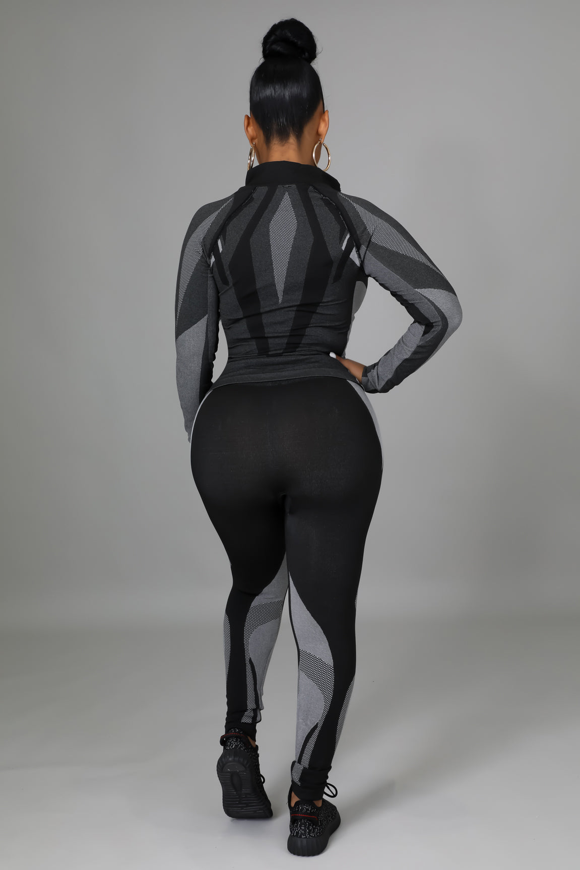 Running Around The City Legging Set- Black/Gray