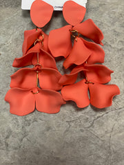 Petals Earring- Pink/Coral
