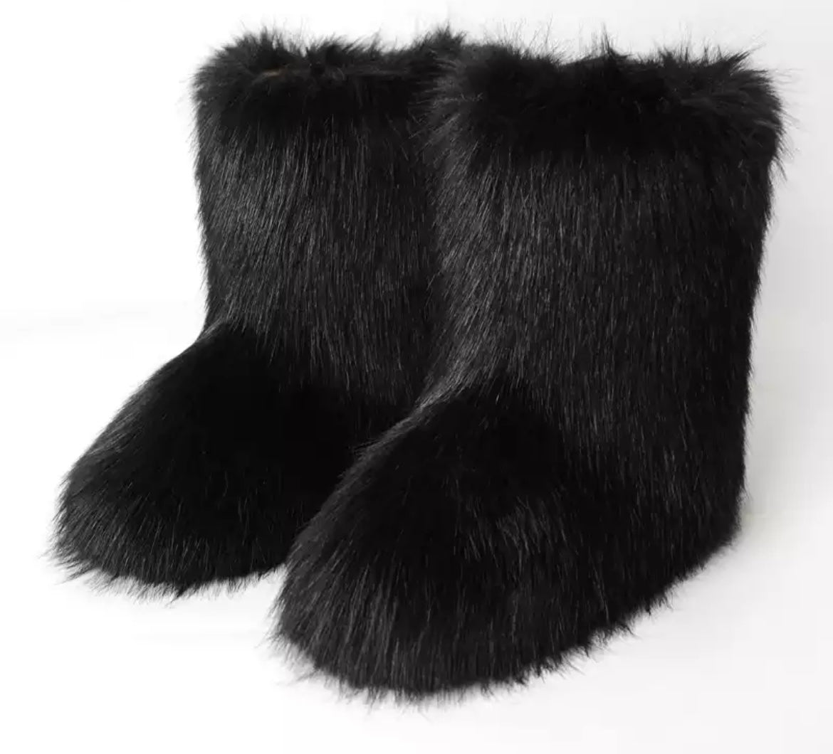 Wynter Fluffy Faux Fur Boots- Black